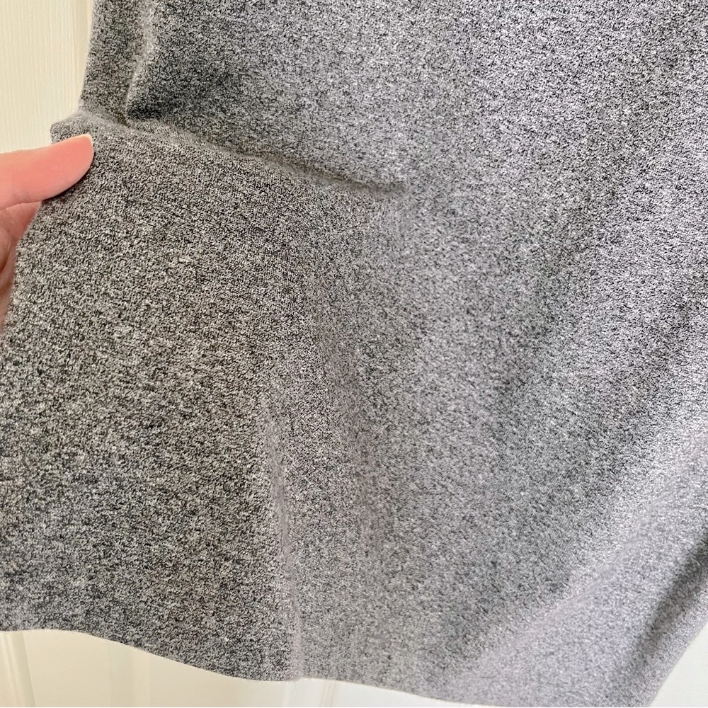 ❌SOLD❌💠3/$10 H&M Divided Jersey Skirt Medium - Picture 6 of 6